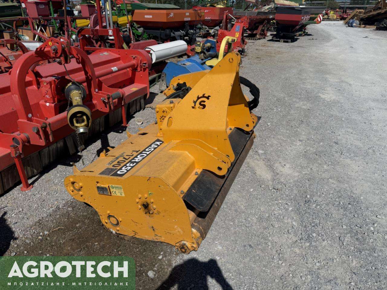 Serrat  2021 Kastor 350 T-1700